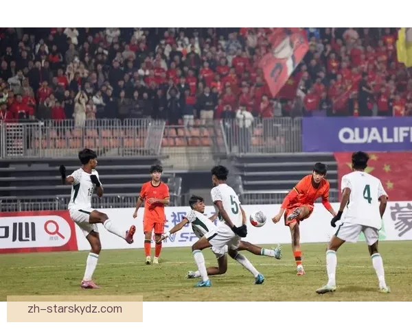 万项红星U17替补首秀初登场